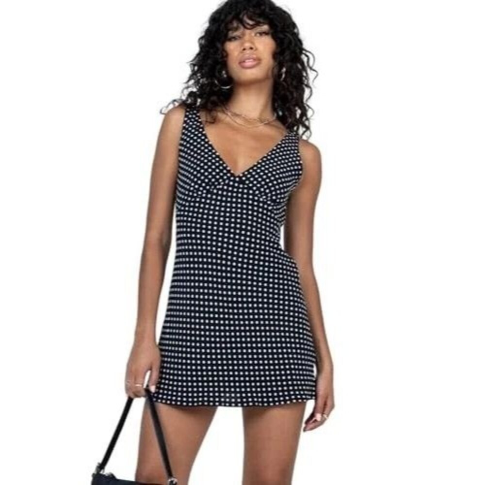 Princess Polly Nellie Dress 4 Black Polka Dot V Neck Fit Flare Mini Sundress